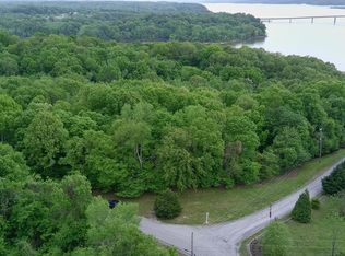 14 Malcolms Point Rd, Cadiz, KY 42211