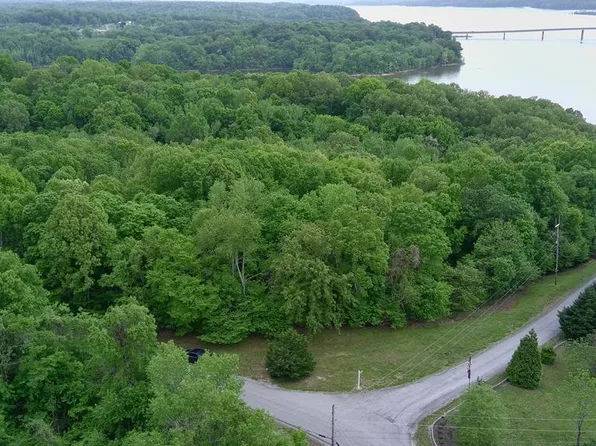 14 Malcolms Point Rd, Cadiz, KY 42211