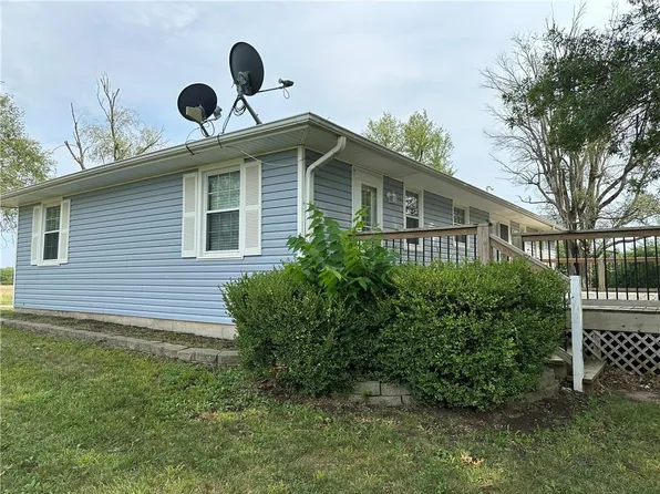 830 SE 321st Rd, Leeton, MO 64761