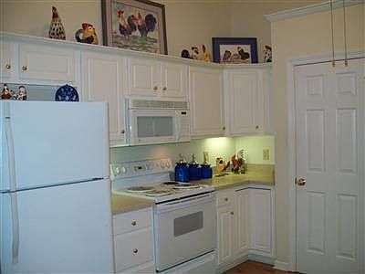 3rd image of 160 Copperfield Dr