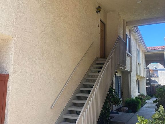 4th image of 1001 E Cypress Ave #1B-1Ba
