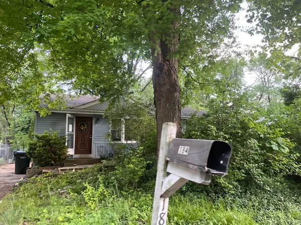 184 Bascom Dr, Saint Louis, MO 63135