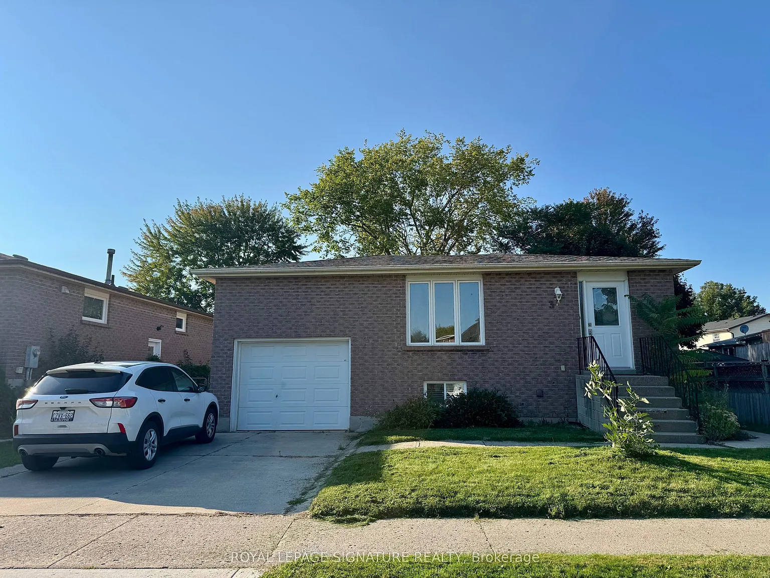 3 bed, $2,500 — Photo 1