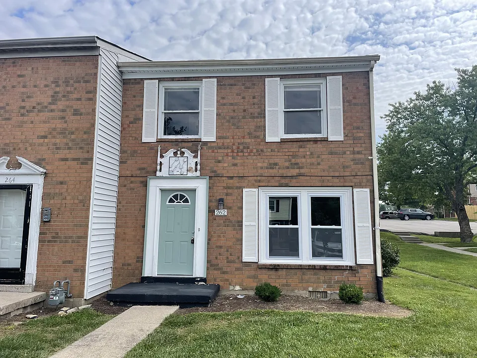 262 Osage Ct #1