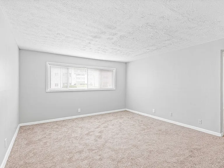 Uphill Flats- 1, 2 & 3 Bedrooms — Photo 7