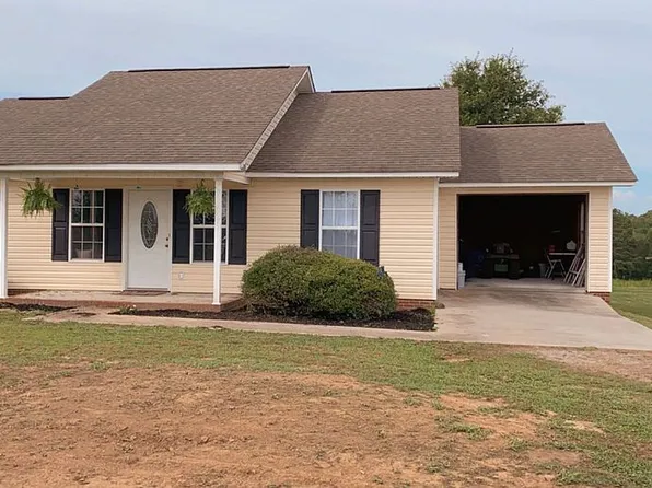 1065 Oak Grove Rd, Albertville, AL 35951