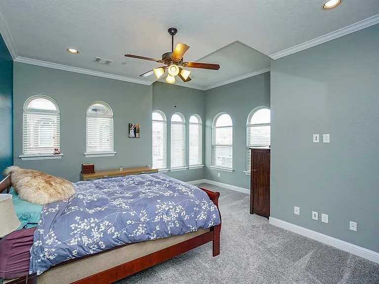 1025 W 21st St #D — Photo 23