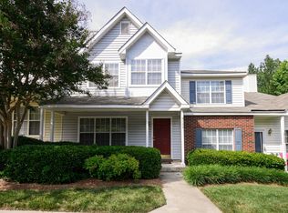 3122 Summercroft Ln, Charlotte, NC 28269
