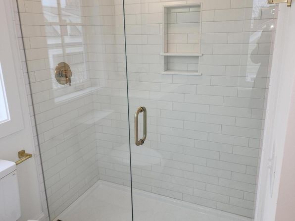 charleston-south-carolina-441873892 picture