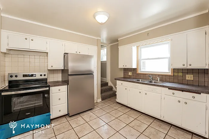 1420 Oakwood Ave — Photo 9