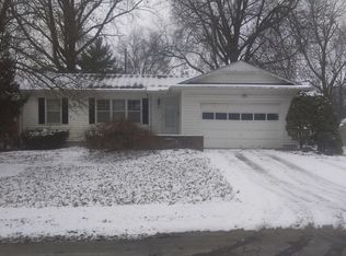 807 SW Pleasant Dr, Lees Summit, MO 64081