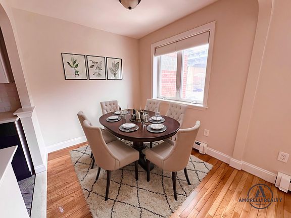 5th image of 24-06 Hoyt Ave S #Top