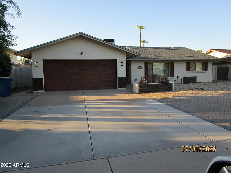1316 E Donner Dr — Photo 29