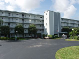 2222 N Cypress Bend Dr APT 404, Pompano Beach, FL 33069