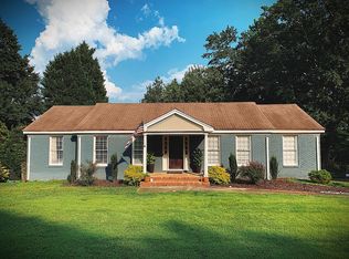 1076 Clarendon Ave, Avondale Estates, GA 30002