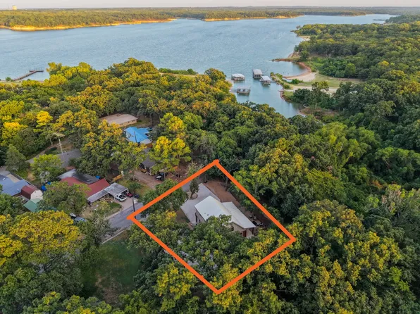 227 Shoreline Rd, Pottsboro, TX 75076