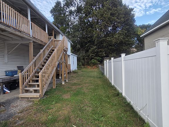 4th image of 246 Lincoln Street