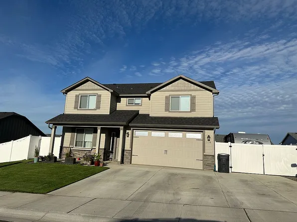 508 Sherman St, Moxee, WA 98936