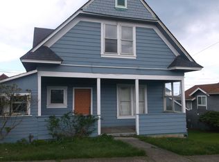 16 SW High St, Newport, OR 97365