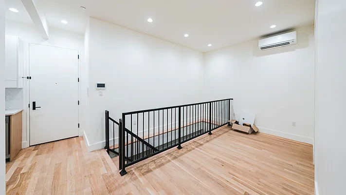 Rented by Nooklyn NYC LLC | media 14