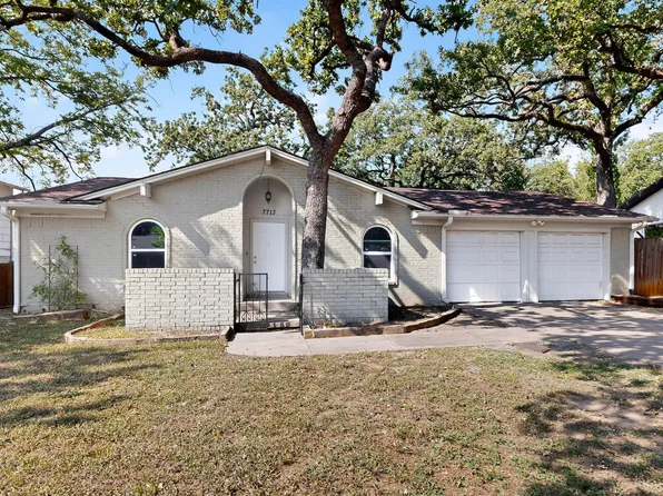 7713 Deaver Dr, North Richland Hills, TX 76180