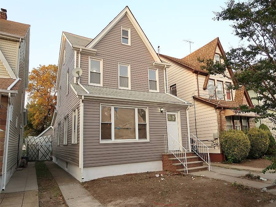 1st image of 220-17 109th Ave