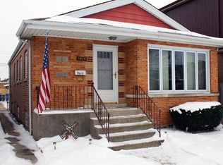 5929 W 63rd Pl, Chicago, IL 60638