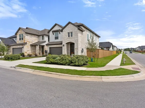 1211 N Roger Hanks Pkwy, Dripping Springs, TX 78620