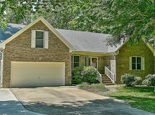 1512 Olde Mill Creek Dr, Suffolk, VA 23434