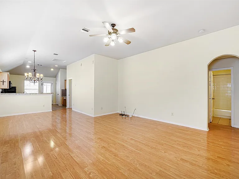 10834 Windfern Lakes St — Photo 4