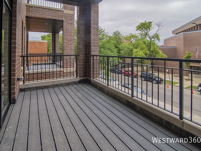 2046 W Washington Blvd #3 — Photo 7