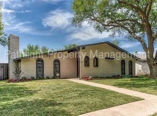 2806 Pinewood Dr, Waldorf, MD 20601