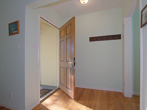 2nd image of 3319 Fair Oaks Ave