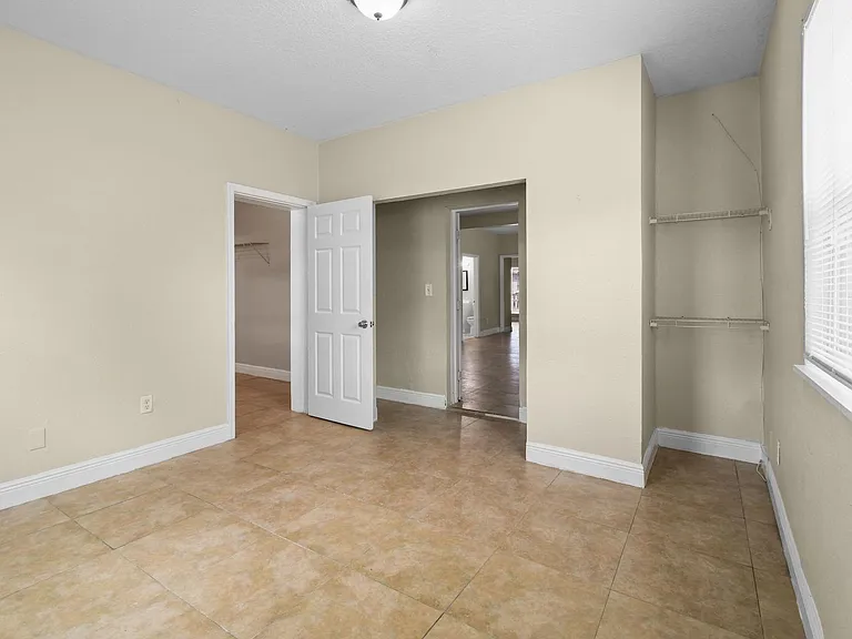 3721 Henry Ave — Photo 11