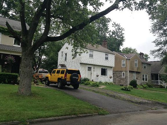 2nd image of 2878 Bremen St