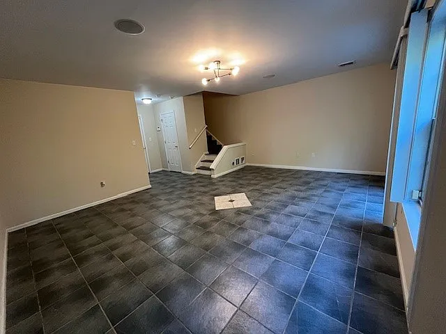 4043 Waterford Dr — Photo 24