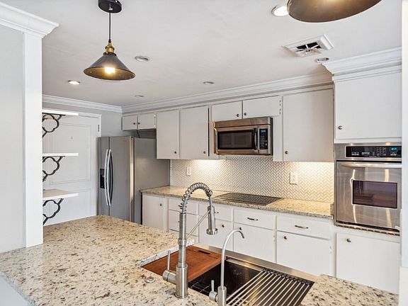 5th image of 4200 W End Ave APT 403