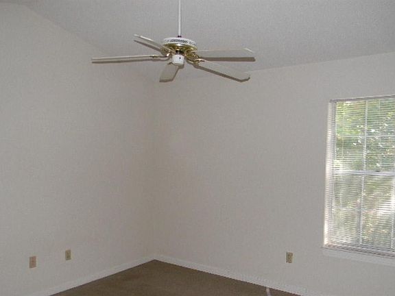 3rd image of 3031 Belle Meade Dr APT C