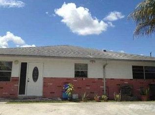 5908 Garfield St, Hollywood, FL 33021