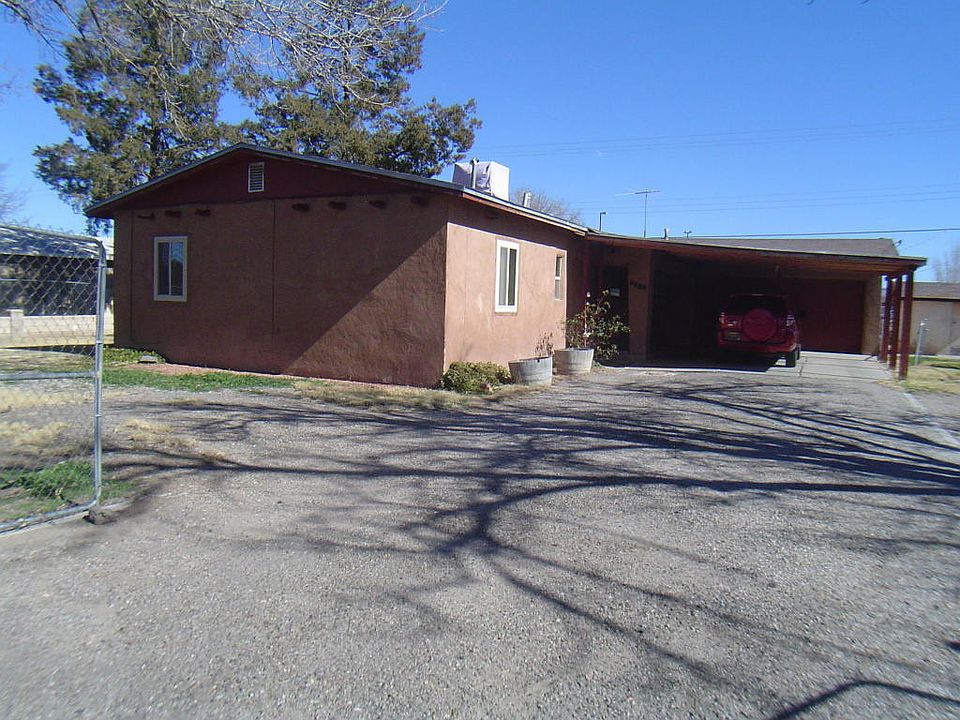 1st image of 3924 Las Vegas Dr SW