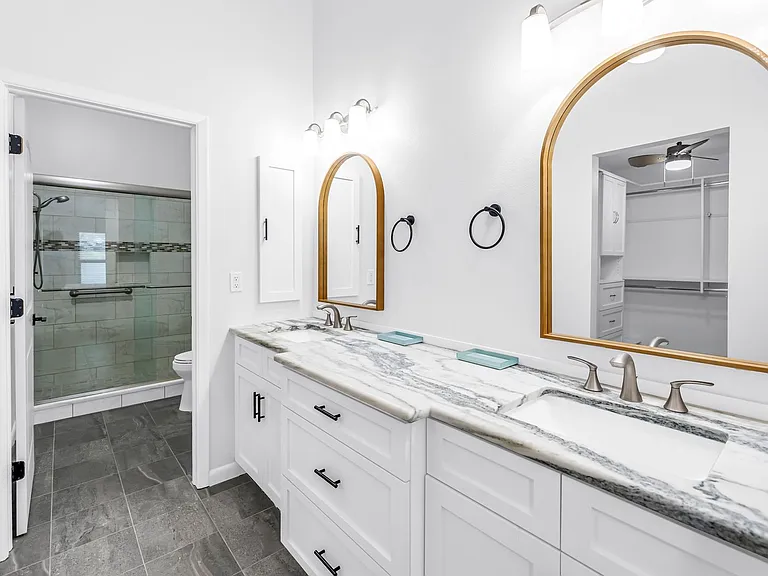 956 San Carlos Ct NE — Photo 32