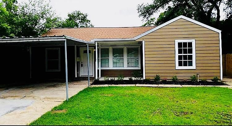 1st image of 2317 Thomas Ave