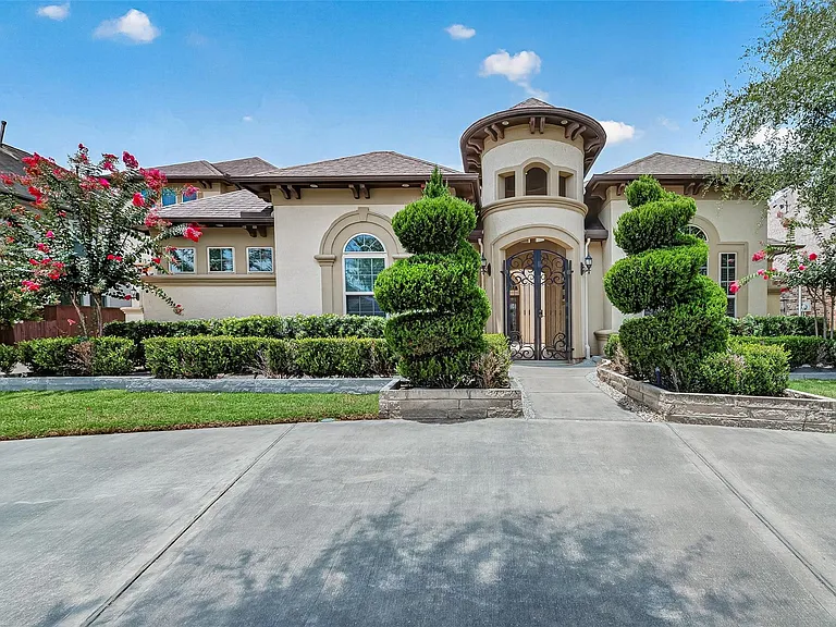 2606 Kielder Shadow Ct — Photo 1