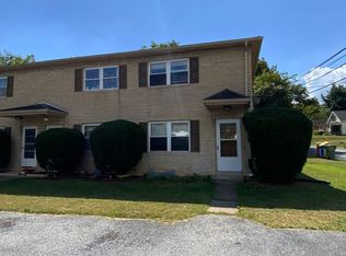 1 Arwin Dr, Hummelstown, PA 17036