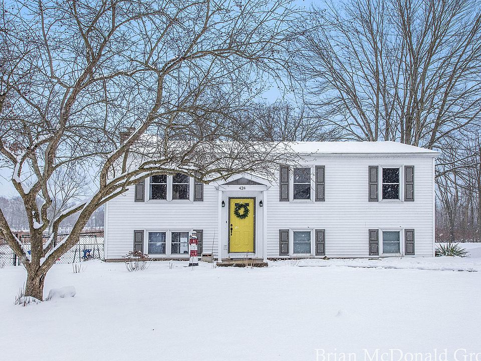 1st image of 424 Upson Ln