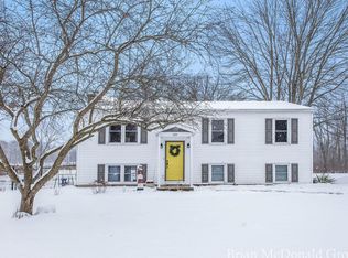 424 Upson Ln, Battle Creek, MI 49017