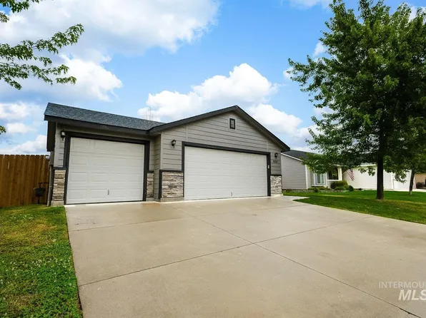 956 S Hebgon Lake Ave, Middleton, ID 83644
