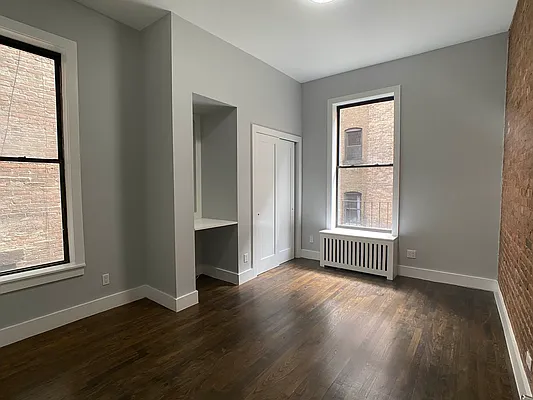 Rented by Tourma Realty LLC | media 26