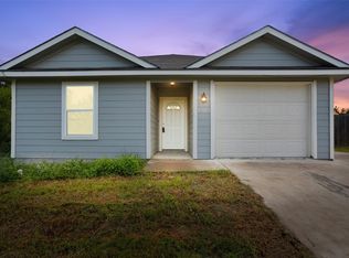 1929 Burchill Rd W, Fort Worth, TX 76105