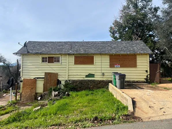 1610 Nell Orr St, Shasta Lake, CA 96019